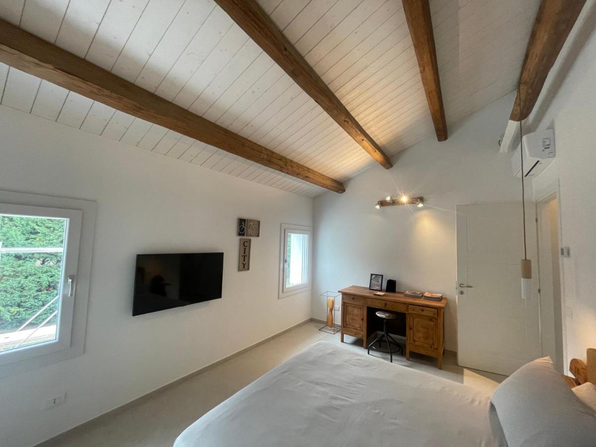 Due Di Tutto Apartment Ferrara Ngoại thất bức ảnh