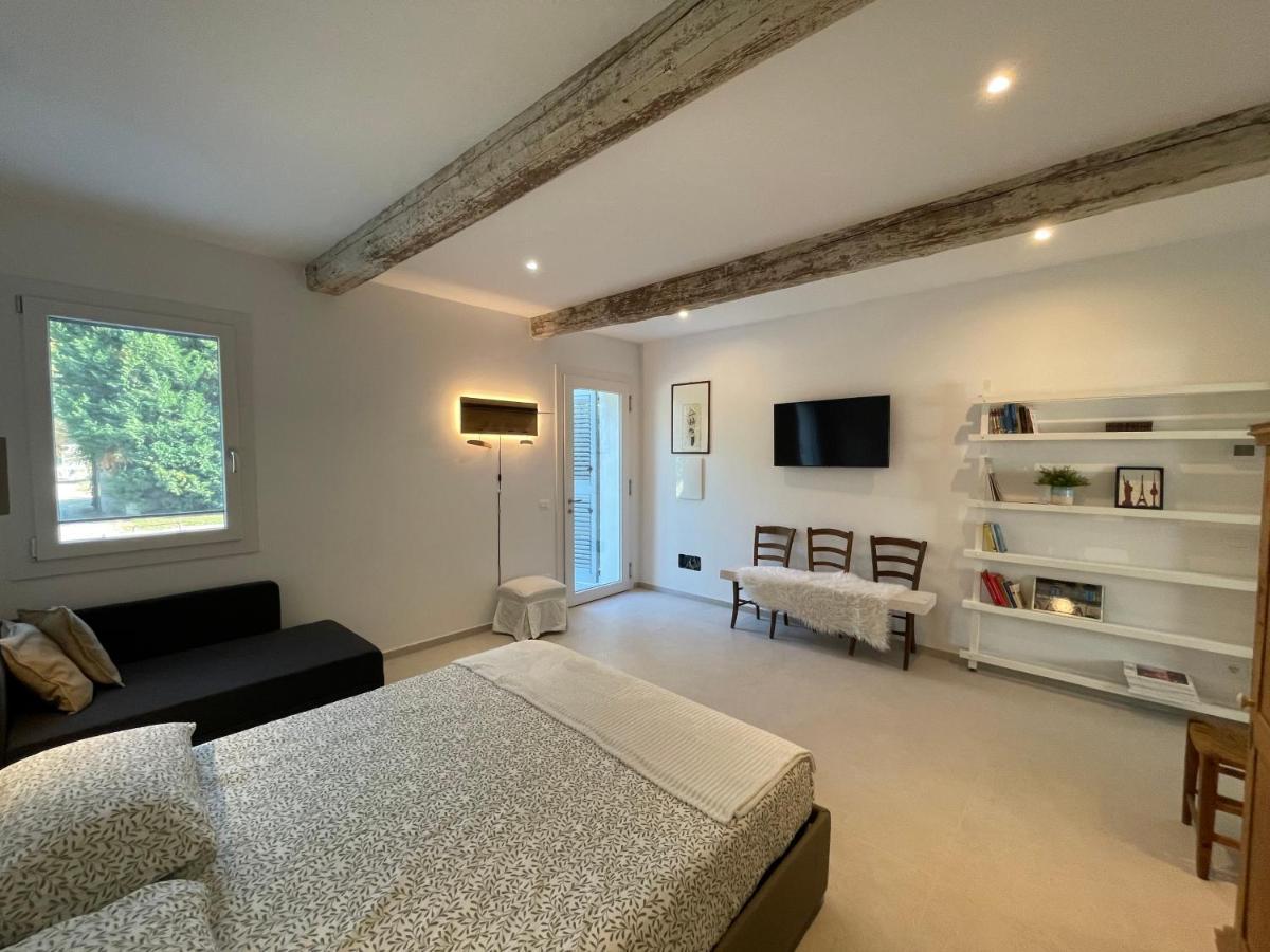 Due Di Tutto Apartment Ferrara Ngoại thất bức ảnh
