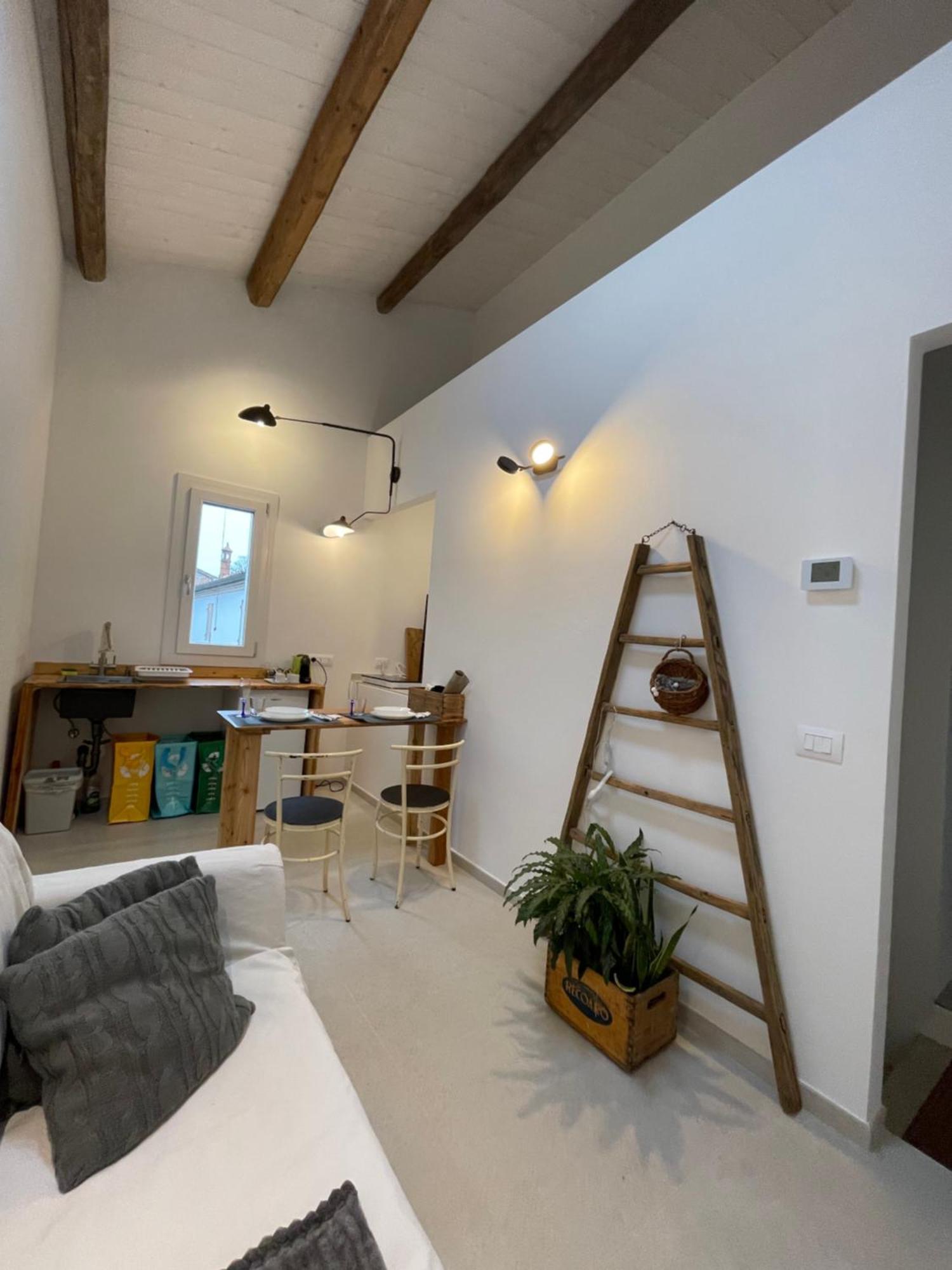 Due Di Tutto Apartment Ferrara Ngoại thất bức ảnh