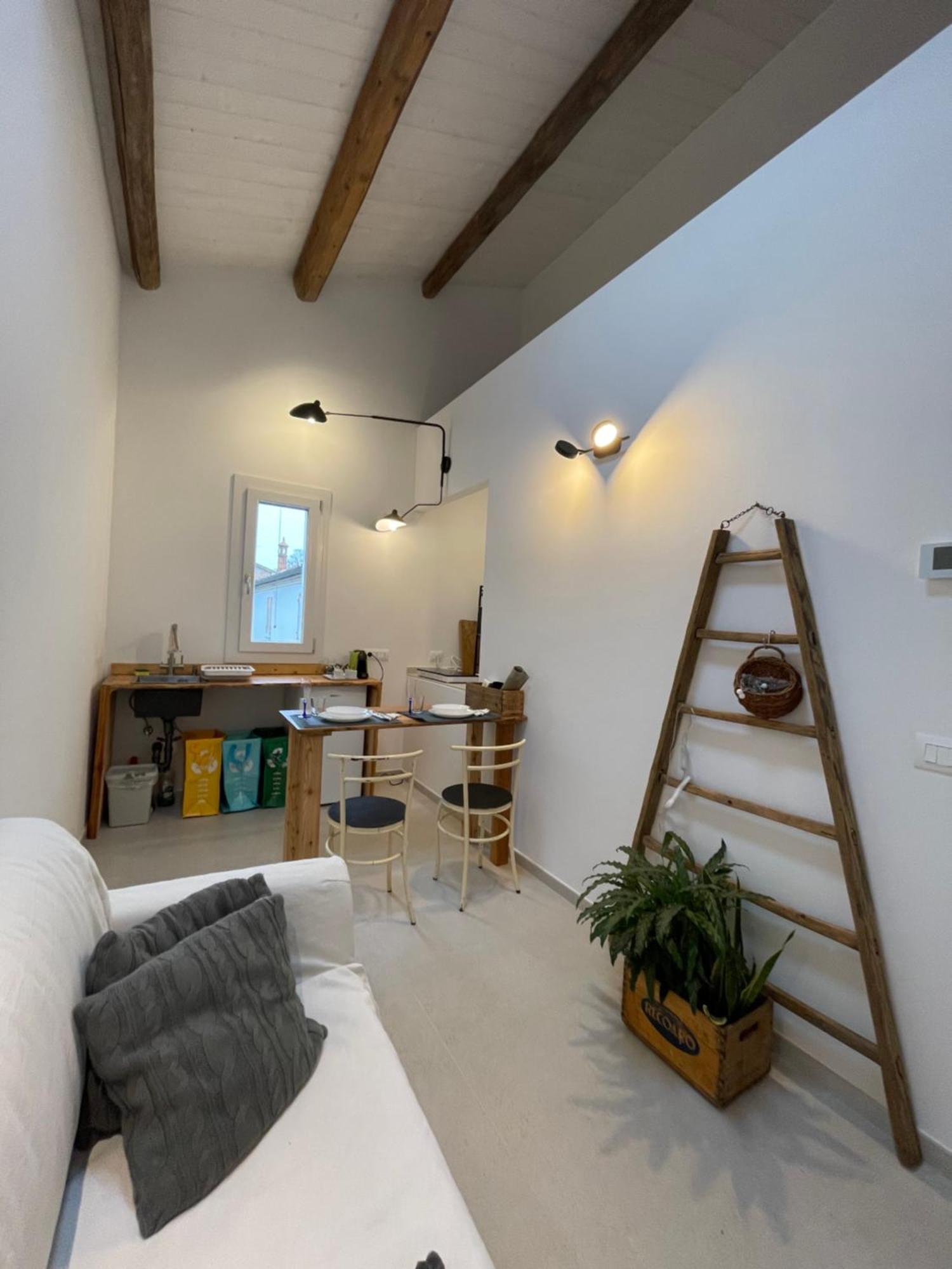 Due Di Tutto Apartment Ferrara Ngoại thất bức ảnh